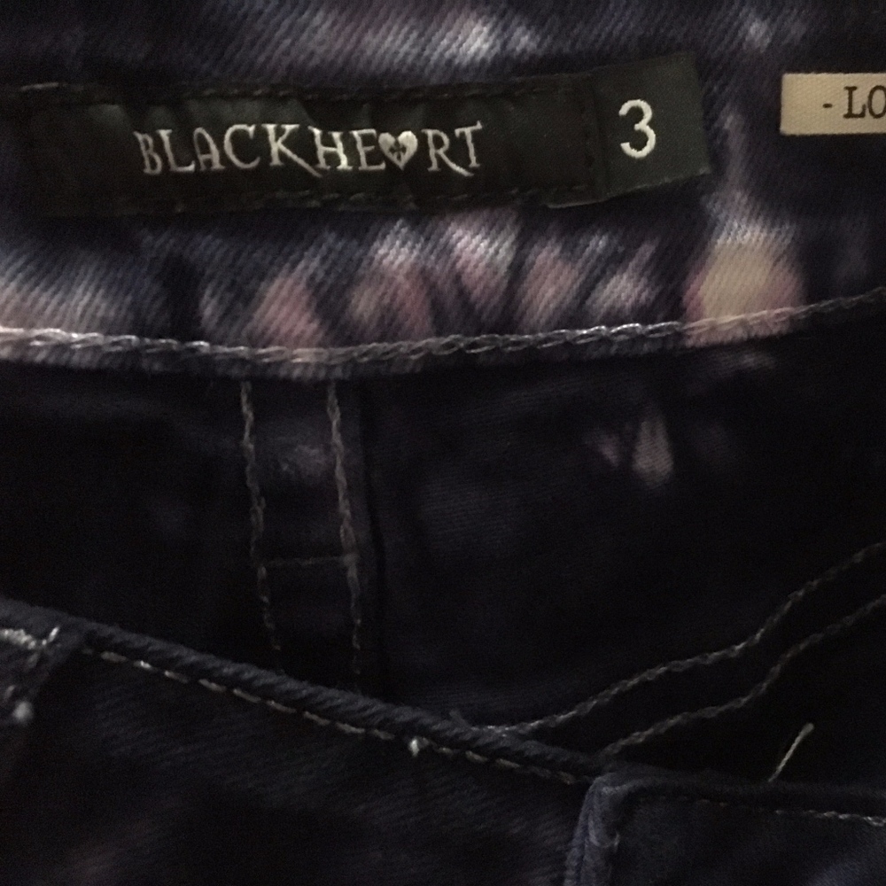 Host Pick! Juniors BlackHeart Denim Tie-Dye Shorts - Picture 3 of 3